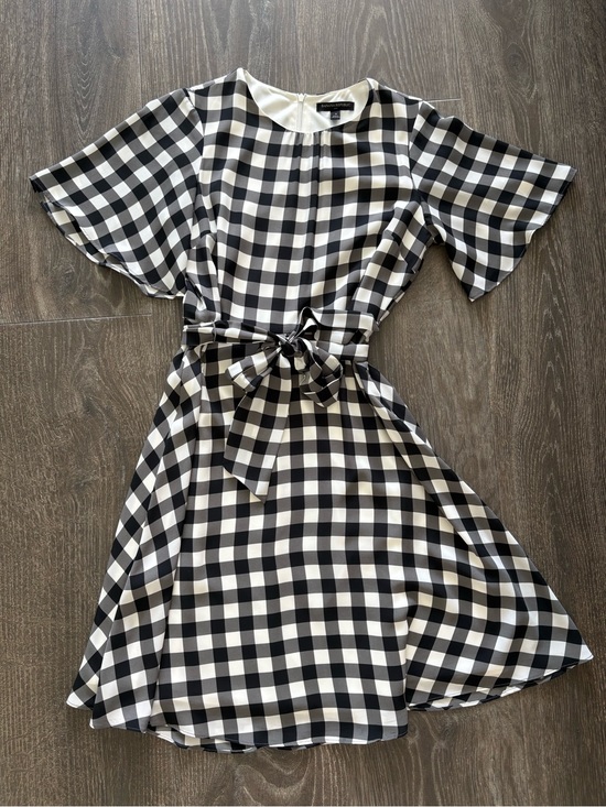 Banana Republic Dresses & Skirts - Banana Republic Black and White Gingham Tie-Waist Women’s Dress